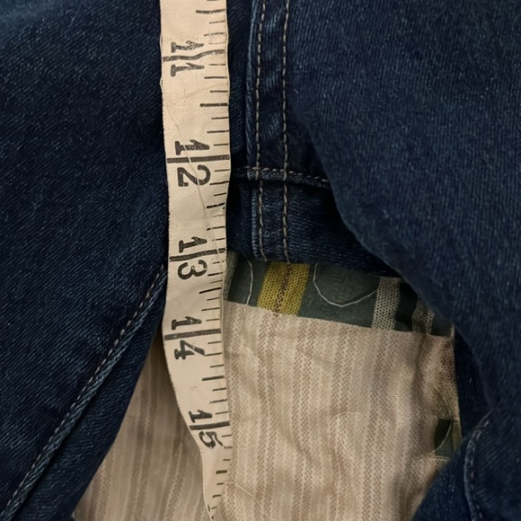 Almost brand new, maybe wore twice. Hi-rise cut. - Picture 6 of 7